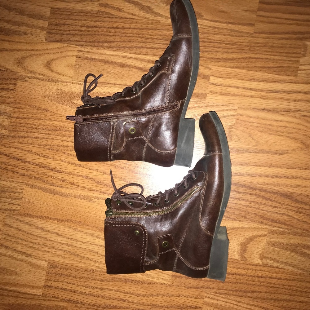 Ankle boots